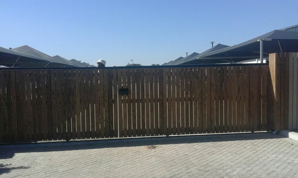 Gates & fences